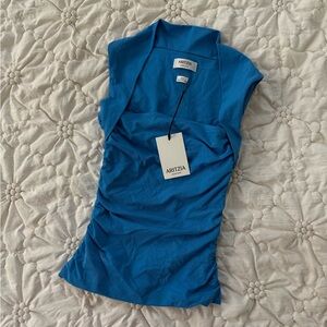 Aritzia Contour Top